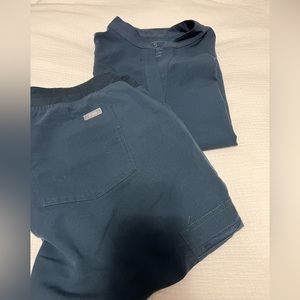 Figs Dark Harbor Set